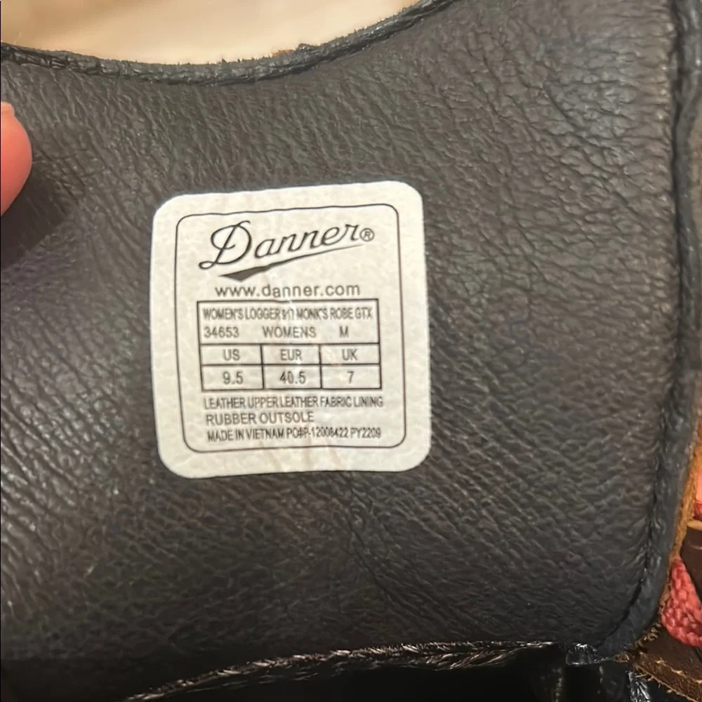Women's Logger 917 GTX (Monk's Robe) | Danner - Picture 3 of 6
